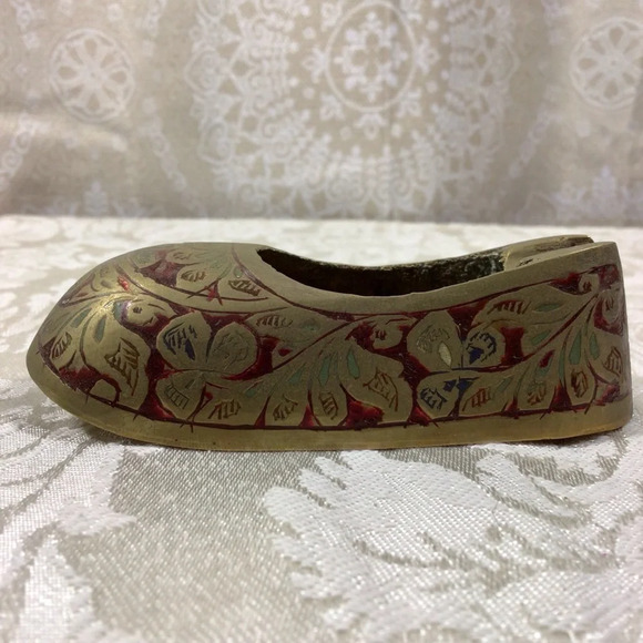 Vintage Brass Shoe Ashtray for One - Picture 10 of 11